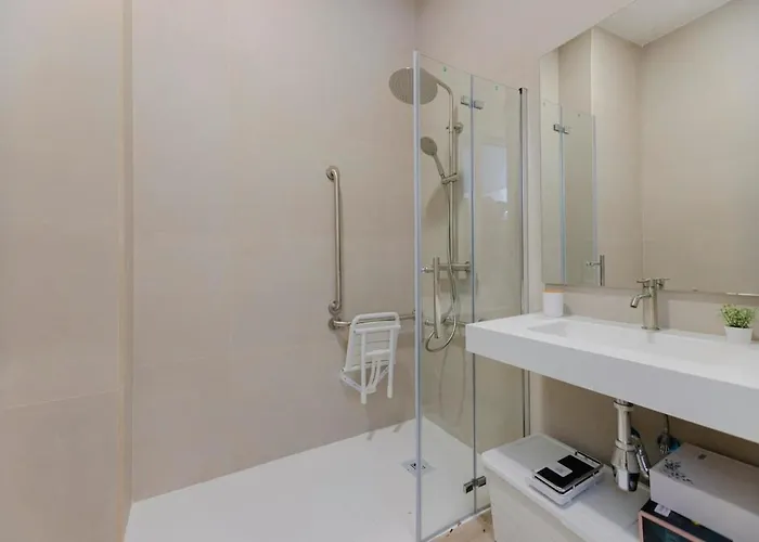 Parque De Cabecera & Bioparc Apartment * Валенсия