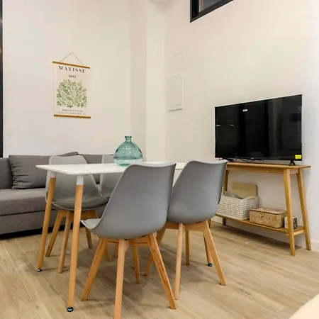 Parque De Cabecera & Bioparc Apartment *