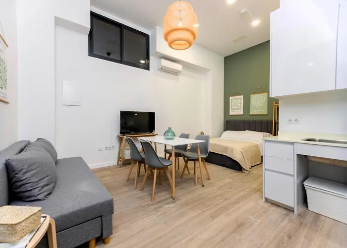 Parque De Cabecera & Bioparc Apartment *