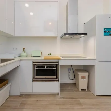 Daire Parque De Cabecera & Bioparc Apartment