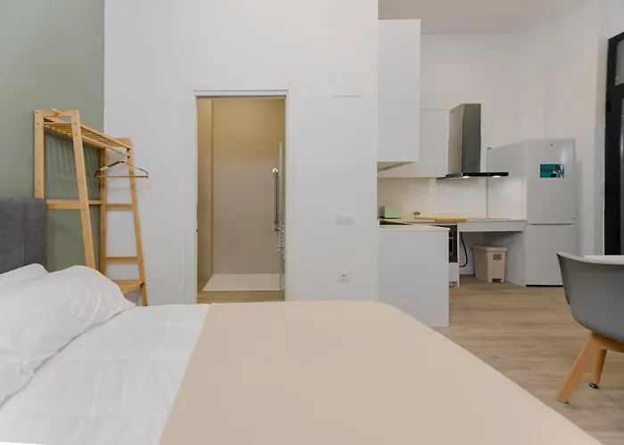 Parque De Cabecera & Bioparc Apartment Valencia